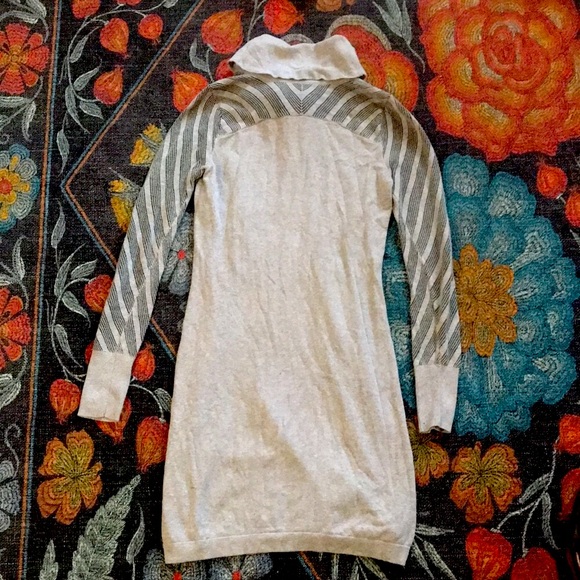 Lole Gray Cowl Neck Dress, Stretchy, Small - Picture 2 of 5